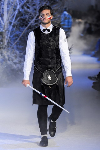 Moncler Gamme Bleu / - 2013-2014